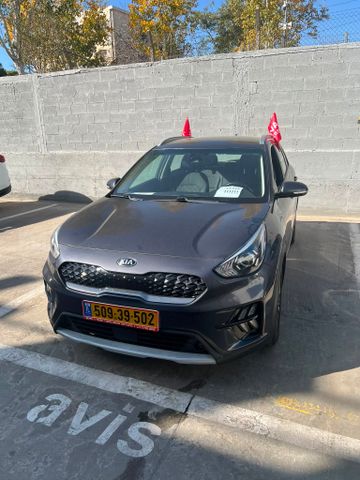 קיה נירו