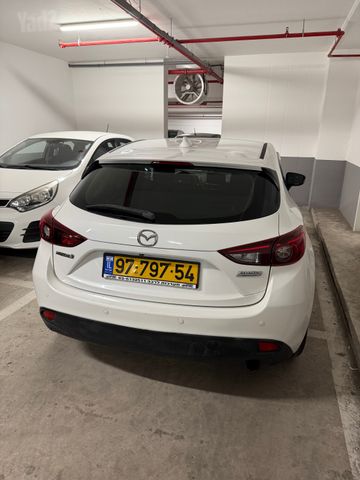 מאזדה 3