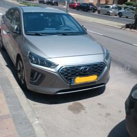 מודעת רכב יונדאי איוניק