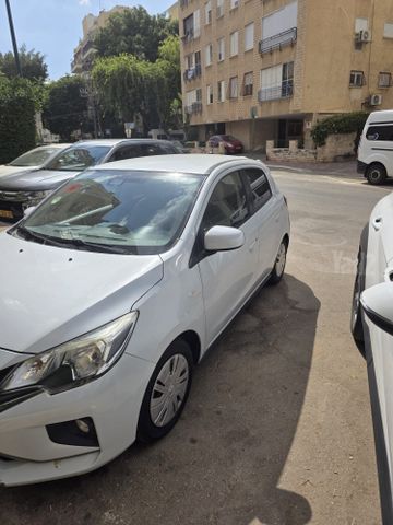 מיצובישי ספייס סטאר