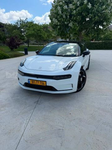 זיקר 001