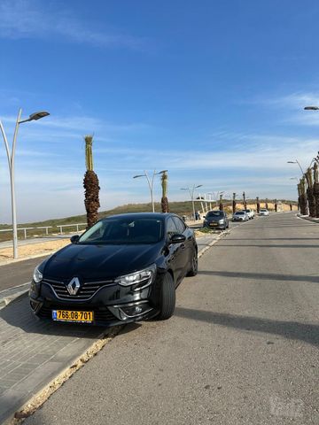 רנו מגאן