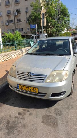 טויוטה קורולה