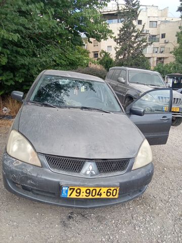 מיצובישי לנסר