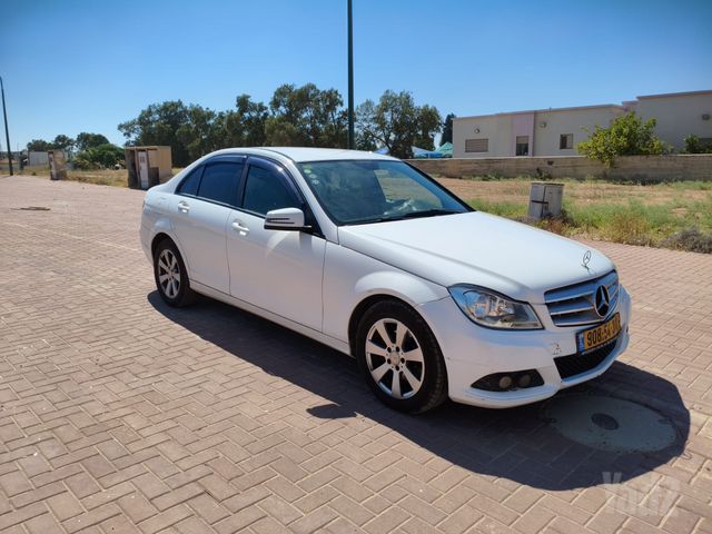 מרצדס-בנץ C-class