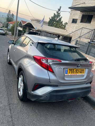 טויוטה C-HR