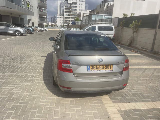 סקודה אוקטביה