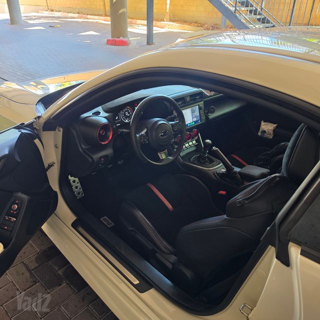 סובארו BRZ