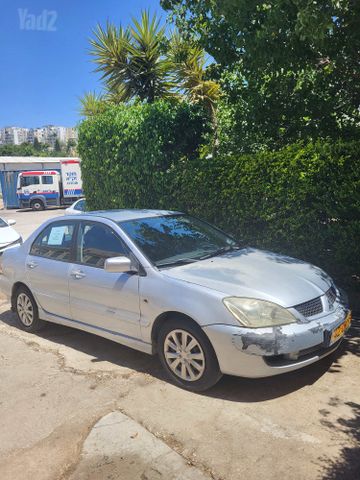מודעת רכב מיצובישי לנסר