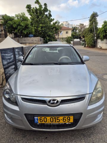 יונדאי i30