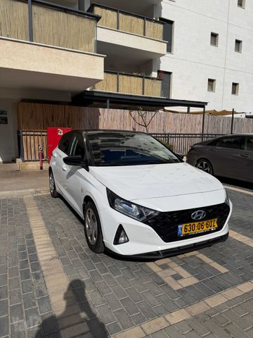 יונדאי i20