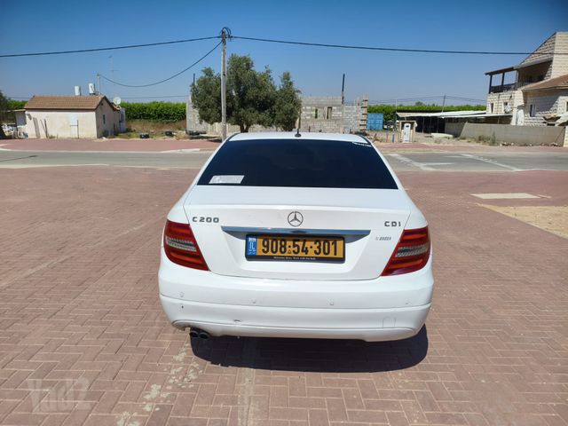 מרצדס-בנץ C-class