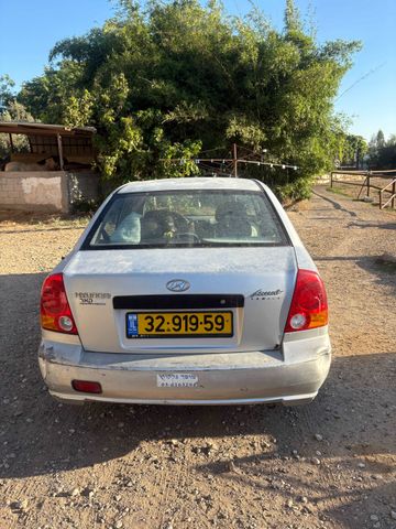 יונדאי אקסנט i25