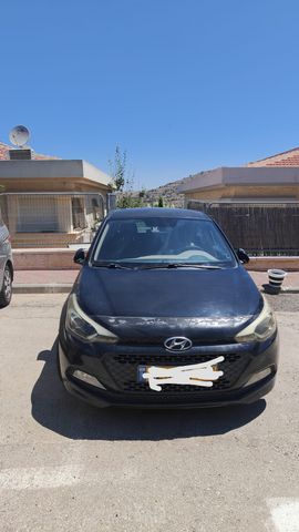 יונדאי i20