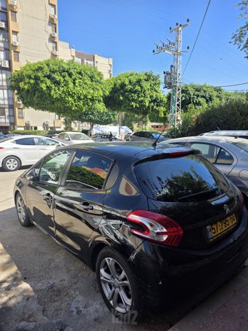 מודעת רכב פיג'ו 208