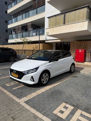 יונדאי i20