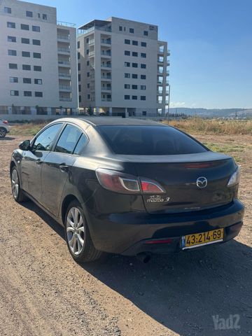 מאזדה 3
