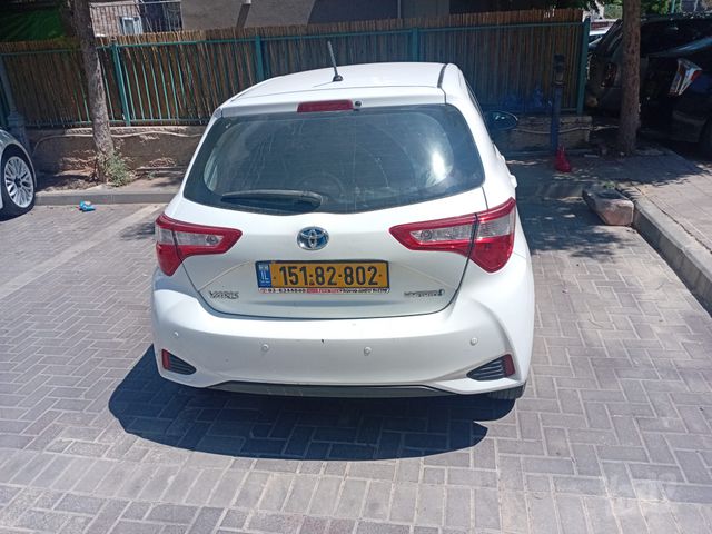 מודעת רכב טויוטה יאריס
