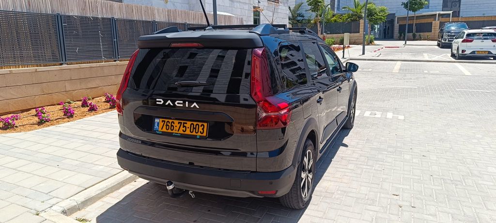 דאצ'יה ג׳וגר