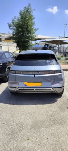 יונדאי איוניק 5