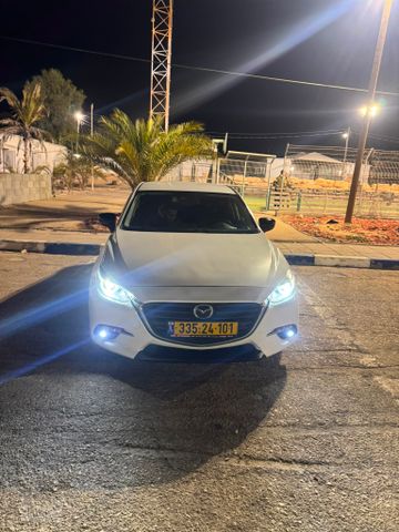 מאזדה 3