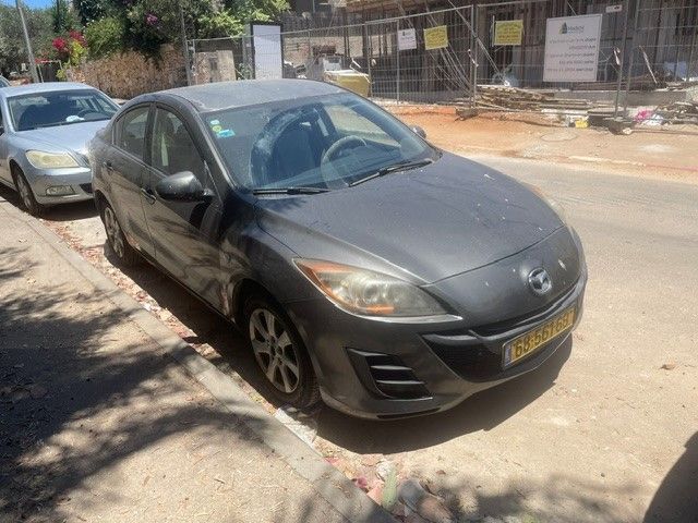 מאזדה 3