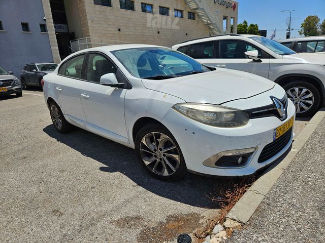 רנו פלואנס