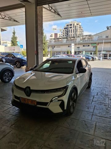 מודעת רכב רנו מגאן E-Tech