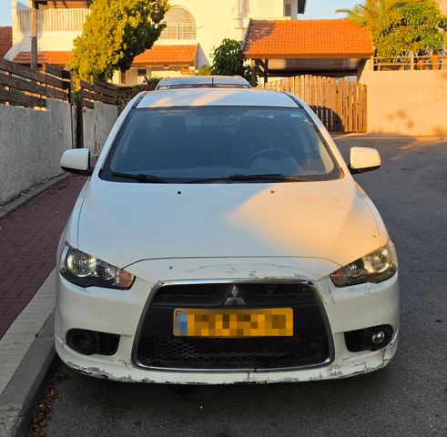 מודעת רכב מיצובישי לנסר