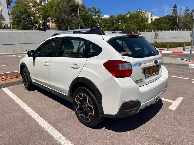 סובארו XV