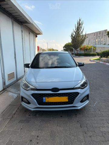 מודעת רכב יונדאי i20