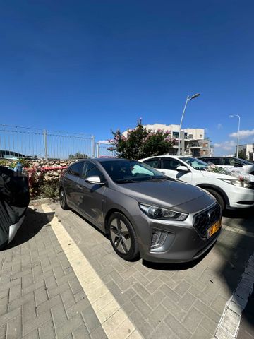 מודעת רכב יונדאי איוניק