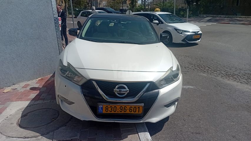 מודעת רכב ניסאן מקסימה