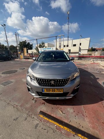 פיג'ו 3008