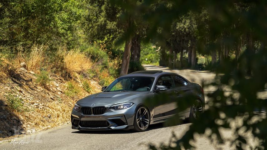 ב מ וו M2