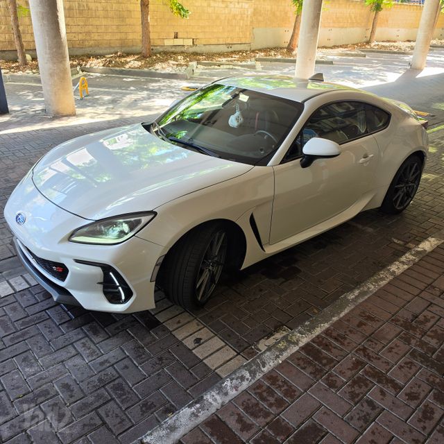 סובארו BRZ
