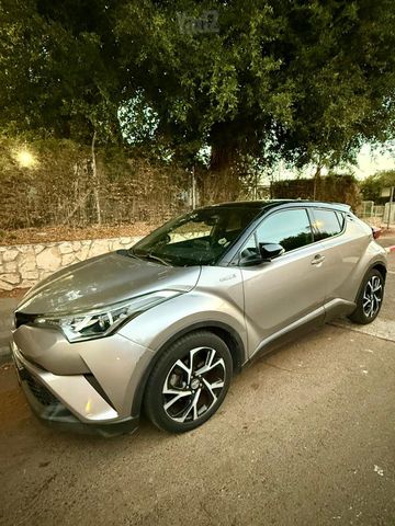 טויוטה C-HR