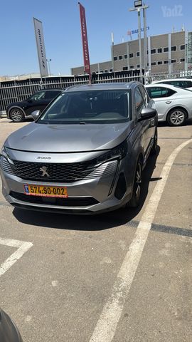 פיג'ו 3008