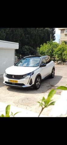 פיג'ו 3008