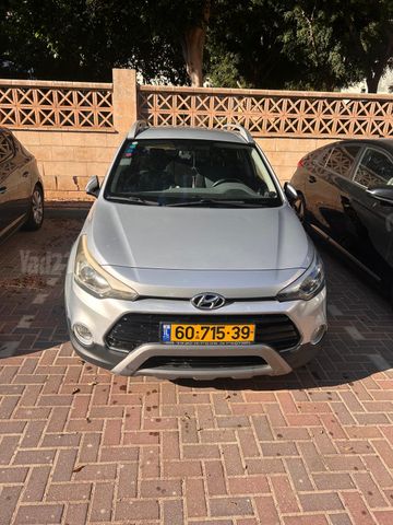 יונדאי I20 קרוס