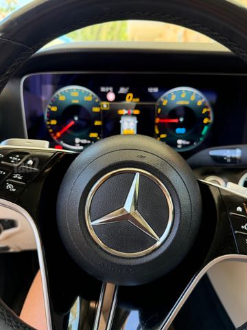 מודעת רכב מרצדס-בנץ E-class