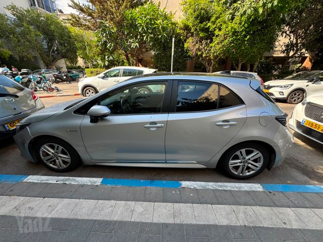 טויוטה קורולה