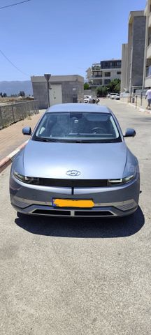 יונדאי איוניק 5