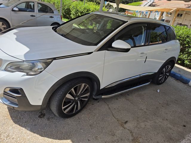 פיג'ו 3008