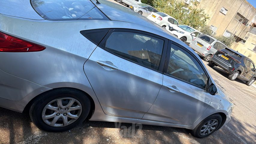 יונדאי אקסנט i25