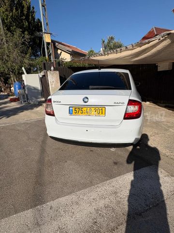 סקודה ראפיד