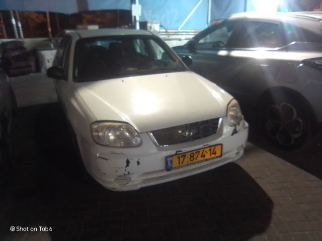 יונדאי אקסנט i25