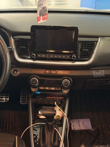 קיה סטוניק