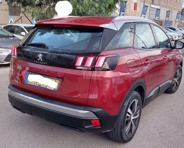 פיג'ו 3008