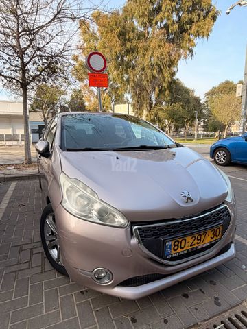 מודעת רכב פיג'ו 208